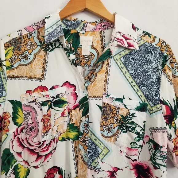 Chico's Multicolor Floral Peonies Garden Graphic Blouse Size 1 Medium - Picture 2 of 7